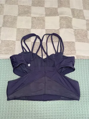 Lululemon Exquisite Bra‎ size 10 thumbnail 2