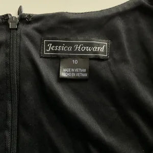 Jessica Howard Black Sheath Dress Removable Faux Fur Cuffs Size 10 Cocktail thumbnail 6