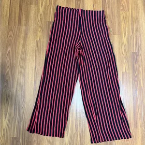 Zara Red & Black Striped Wide Leg Crop Pants Size Small. Goth Steampunk Grunge thumbnail 2