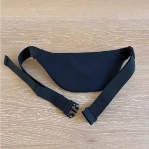 SKIMS x Nike Fanny Pack Bag Size OS in Black thumbnail 4