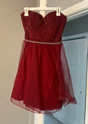 Red Beaded Strapless Mini Dress Size 3 thumbnail 1
