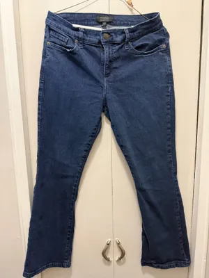 Banana Republic Mid-Rise Jeans boot cut in blue thumbnail 1