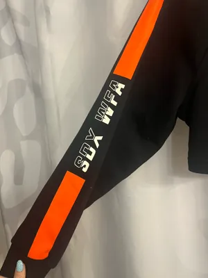 White Fox Boutique Orange Black Cropped Sweatshirt thumbnail 4