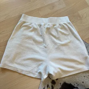KULE The Terry Venus Shorts In Cream Size‎ XS thumbnail 8