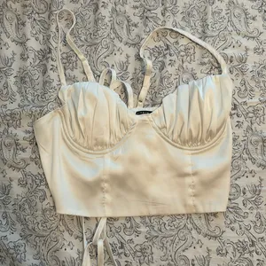 White silk tank top thumbnail 1