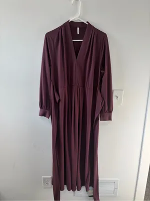 Halara NWT V-neck Long Sleeve Tie Back Midi Work Dress with Pockets in Plum Wine thumbnail 4