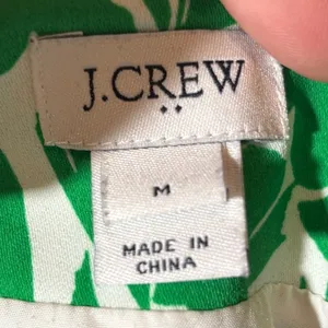 J. Crew Women's Size M Green Leaf Print Scalloped Hem Sleeveless Tank Top Blouse thumbnail 4