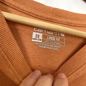 Carhartt loose fit orange short sleeved t-shirt‎ women's size 2XL front pocket thumbnail 3