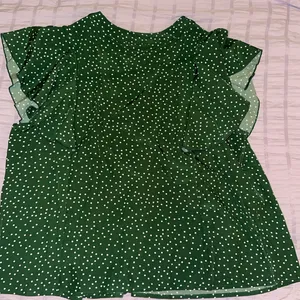 Green Ruffle Sleeve Polka Dot Blouse – Size L thumbnail 2