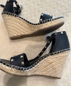 Marc Fisher Black Studded Leather Espadrille Wedge Sandals Size 9M thumbnail 8