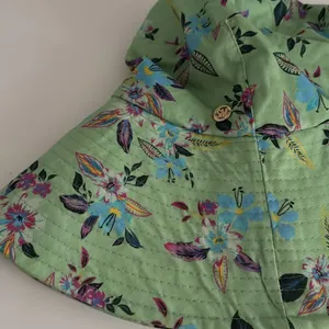 Steve Madden floral sun Hat EUC thumbnail 2