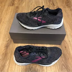 BROOKS anthem purple running athletic training shoes sneakers women’s 8 thumbnail 5