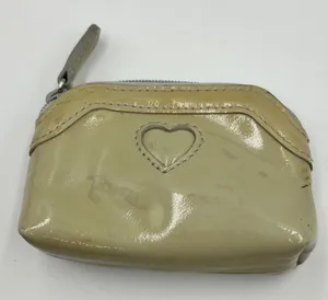 Brighton Patent Leather Heart Coin Purse Beige Tan Zip Pouch Polka Dot Lining thumbnail 1
