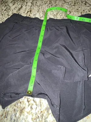 Lululemon Hotty Hot Short II *Long 4" - Black (First Release) thumbnail 7