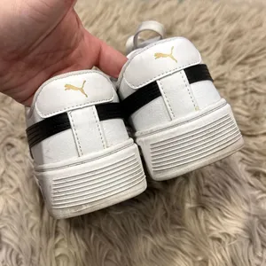 Puma sneakers size 8.5 thumbnail 9