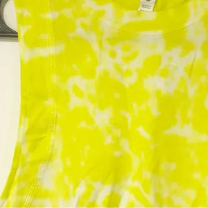 Lululemon All Yours Crop Tank Top Size 4 Yellow Tie Dye Crewneck Sleeveless thumbnail 2
