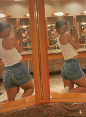 Levi’s Shorts Denim Vintage thumbnail 2