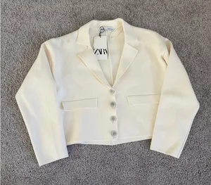 ZARA Cropped blazer thumbnail 1