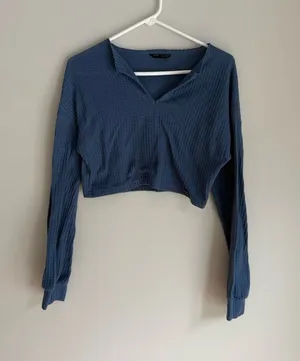 SHEIN Navy Waffle Knit Long Sleeve Cropped V-Neck Top thumbnail 1