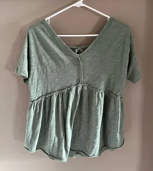 American Eagle Loose Fit Top thumbnail 1