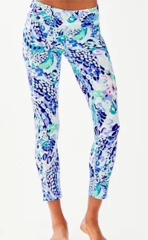 Lilly Pulitzer Luxletic Weekender Oasis Wave After Wave Cropped Leggings Sz Sm thumbnail 1