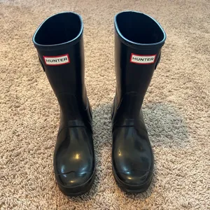 ‼️ Women's Original Short Gloss Rain Boots‼️ thumbnail 3