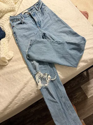Jeans thumbnail 3