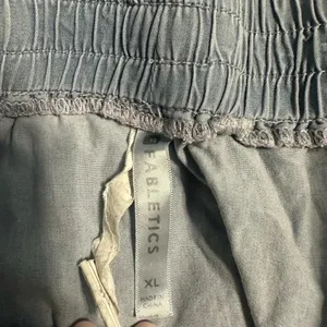 Fabletics Skirt Size XL Chambray Stetchy thumbnail 3