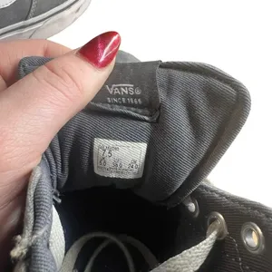 Vans Sk8-Hi Top‎ Sneaker - Frost Gray Canvas Canvas Shoes - Women's 7.5 thumbnail 11