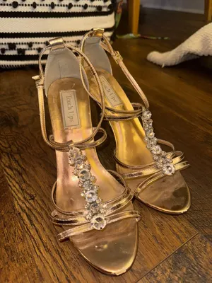 Touch Ups Formal Heels thumbnail 1