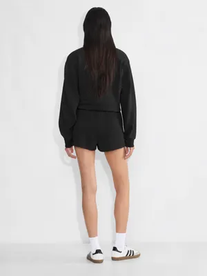 Aritzia TNA Airy AF Fleece Mid-Rise 2" Sweatshorts – Black – XXS thumbnail 2