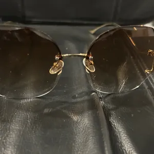 Elegant Brown Sunglasses thumbnail 10