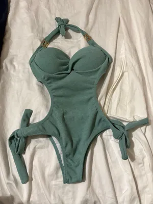 Bath suit Green Size M thumbnail 1