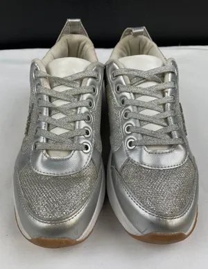 Juicy Couture Enchanter Women's Silver Shoes/Sneakers Size 8 SKU 3416 thumbnail 1