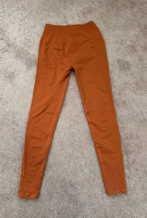 Size small orange AUROLA Dream Collection Workout Leggings thumbnail 1
