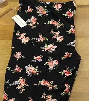 Bobbie Brooks Super Soft Floral Lattice Leggings NWT 1X thumbnail 1
