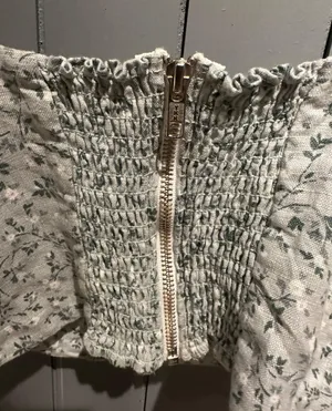 Clyde Linen Top in Agave thumbnail 6