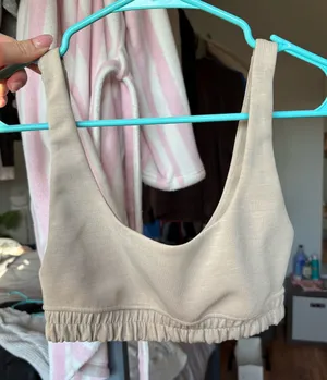 Lululemon Sports Bra thumbnail 1