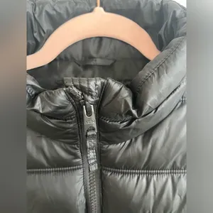 AEROPOSTALE Puffy/ Fuzzy Zippered Vest Size M thumbnail 4