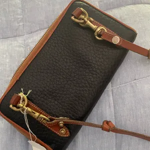 Dooney & Bourke vintage black belt pebbled leather convertible crossbody bag thumbnail 4
