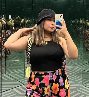 Urban Outfitters bucket hat thumbnail 1