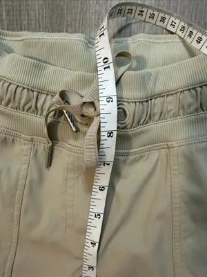 Lululemon 4 Dance Studio Lined Mid Rise Cropped Casual Women’s Lightweight Pant thumbnail 7