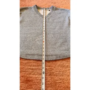 CAbi Cable Knit Sleeve V-Neck Sweatshirt XS Gray Cotton Blend thumbnail 3
