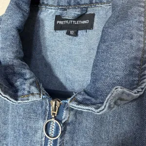 PrettyLittleThing Womens Patchwork Denim Jumpsuit Blue‎ Long Sleeve Size 10 thumbnail 4