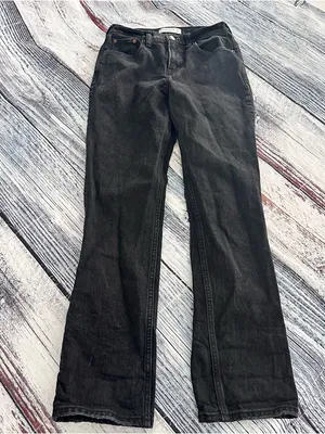 Abercrombie & Fitch The 90’s Straight Mid Rise in Washed Black thumbnail 2