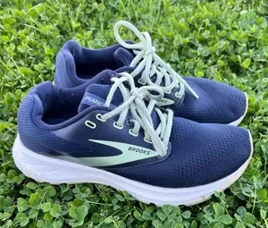 Brooks Range Woman’s Navy Blue & Green Running Athletic Outdoor Shoes Size 7.5 thumbnail 1
