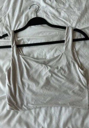 Revolve Top thumbnail 2