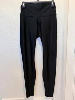 Alo Yoga Airlift High Waist Midi Leggings In Black Size M thumbnail 5