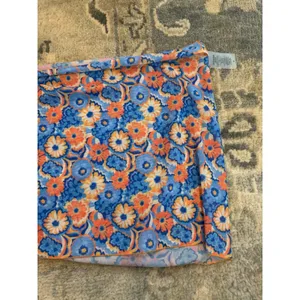 Kulani Kinis Floral Sheer Mesh Cover- Up Sarong Sz M NEW thumbnail 7
