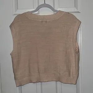 And Now This Women’s v neck Cropped Sweater Vest Size XL thumbnail 2